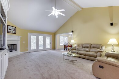 8407_GrandelForestWay_40258_105