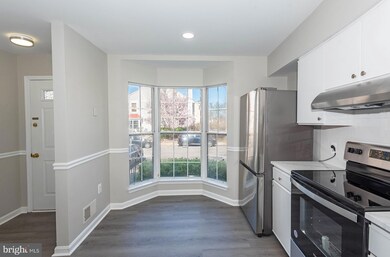 1209 Martha Greenleaf Dr, Crofton, MD 21114 - photo 5