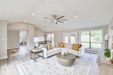 505 Point Clear Dr, Friendswood, TX 77546 - photo 6