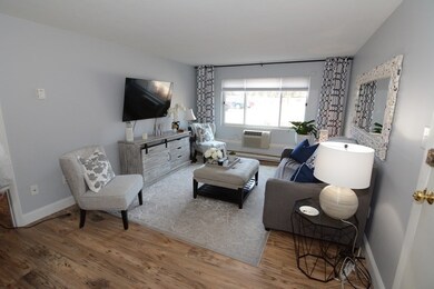 74 Beach St unit 2-2, Woburn, MA 01801 - photo 5