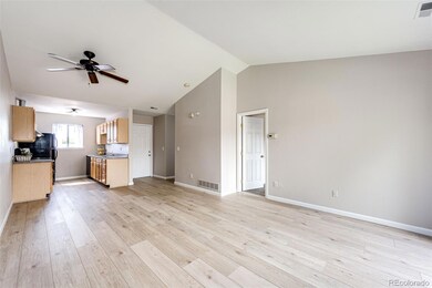 2275 S Buckley Rd unit 201, Aurora, CO 80013 - photo 3