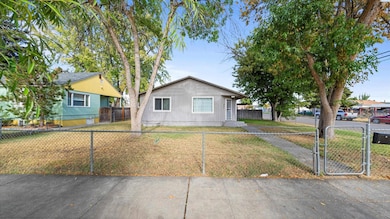 901 W Henry St, Pasco, WA 99301 - photo 2