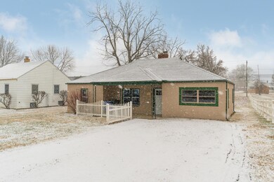311 Colton Road_MLS_03