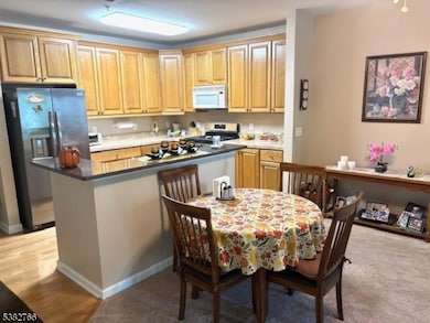 104 Ridgeview Ln, Mount Arlington, NJ 07856 - photo 5