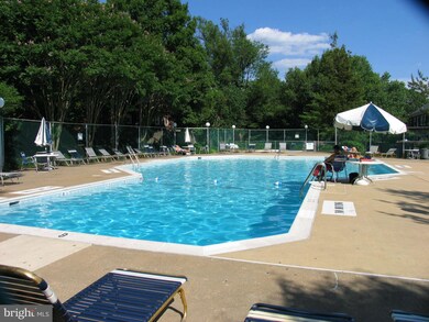 4904 29th Rd S unit 3309, Arlington, VA 22206 - photo 2