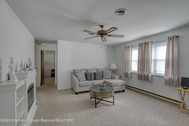 32 Hancock Dr unit B, Whiting, NJ 08759 - photo 4