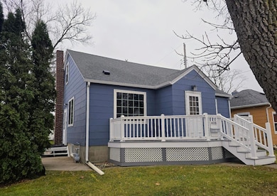 408 2nd St NE, Pipestone, MN 56164 - photo 2