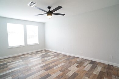 4706 Fisk St unit 1/2, Houston, TX 77009 - photo 6