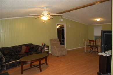 Open, light and bright living room freshly painted