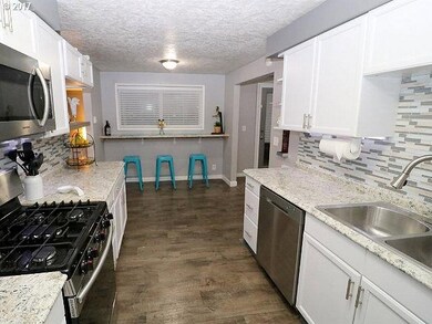 1000 NE 14th Ave, Canby, OR 97013 - photo 7