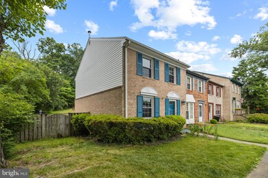 1961 Mayflower Dr, Woodbridge, VA 22192 - photo 2