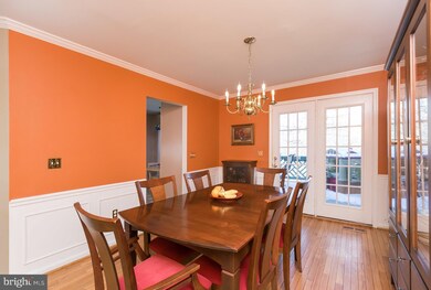 719 Leister Dr, Lutherville Timonium, MD 21093 - photo 6