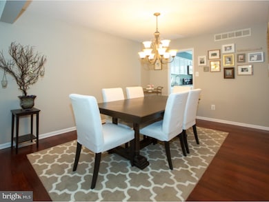 125 Greensward Ln, Cherry Hill, NJ 08002 - photo 5