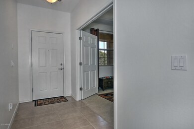 6603 W Mockingbird Way-large-005-021-Ent
