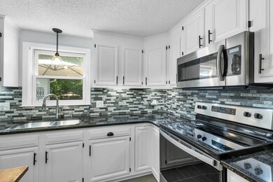 341 Wilsons Crossing Rd, Auburn, NH 03032 - photo 3