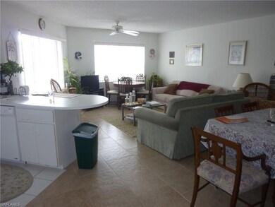 441 Quail Forest Blvd unit 301, Naples, FL 34105 - photo 3