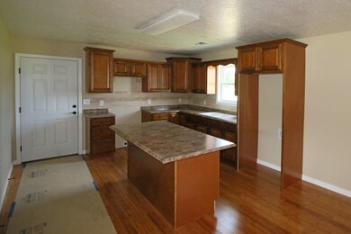 Kitchen w/ island