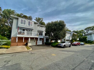 119 Commodore Dr, Staten Island, NY 10309 - photo 3