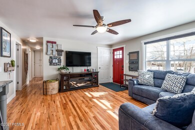 35 East 850 South Midway UT-002-003-35e8