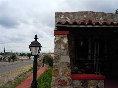 2624 Porter Ave, El Paso, TX 79930 - photo 2