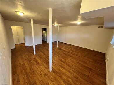 1608 W Northwest Blvd unit O, Winston Salem, NC 27104 - photo 2