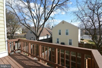 1489 Lowell Ct, Crofton, MD 21114 - photo 3