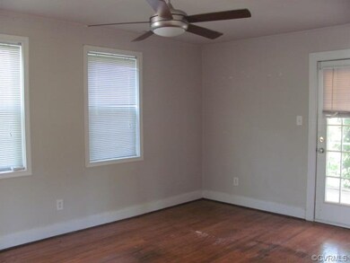Living Room - Hardwood Floors, Ceiling Fan