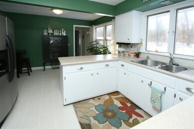 9318 Chapel St, Portage, MI 49024 - photo 6