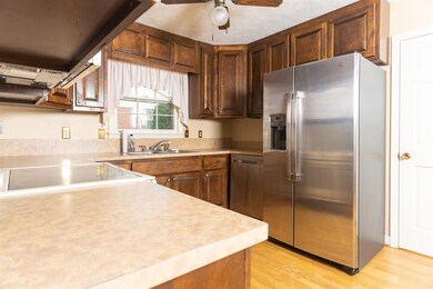 2708 Trenton Rd, Fayetteville, NC 28304 - photo 6