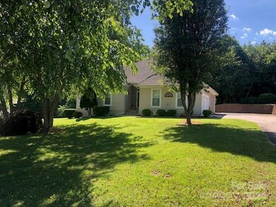 205 Nancy Dr, Shelby, NC 28152 - photo 2