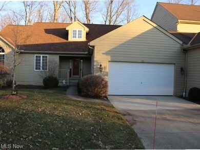 58 Glenview Dr, Aurora, OH 44202 - photo 2