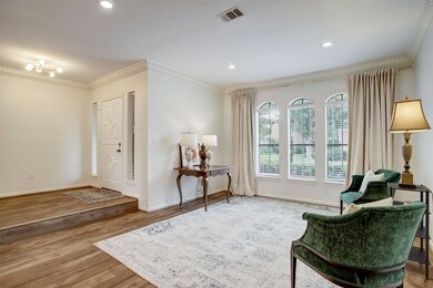 9617 Doliver Dr, Houston, TX 77063 - photo 4