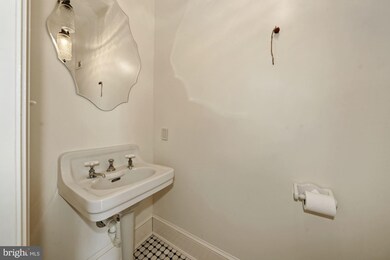 2102 E Baltimore St unit B, Baltimore, MD 21231 - photo 7