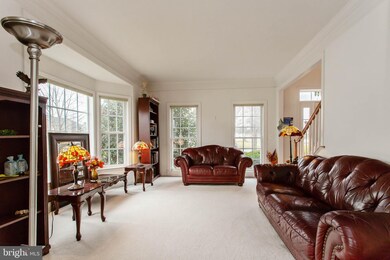 1915 Powells Landing Cir, Woodbridge, VA 22191 - photo 6