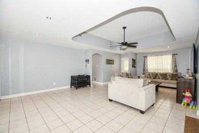 7726 Breezeway St, Houston, TX 77040 - photo 5