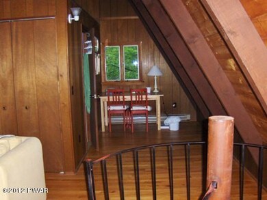 803 Tanager Ct, Hawley, PA 18428 - photo 4