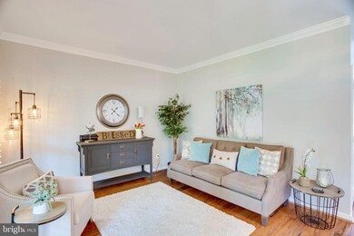 5753 Colchester Rd, Fairfax, VA 22030 - photo 5