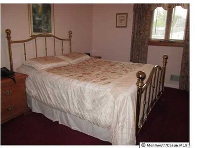 22 Sioux St, Old Bridge, NJ 08857 - photo 7