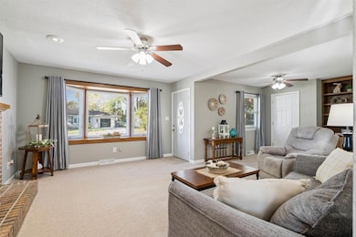 1275 Deloris Dr, Waterloo, IA 50701 - photo 4