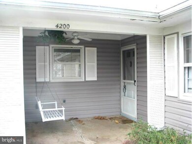 4200 Pinefield Ct, Fairfax, VA 22033 - photo 2