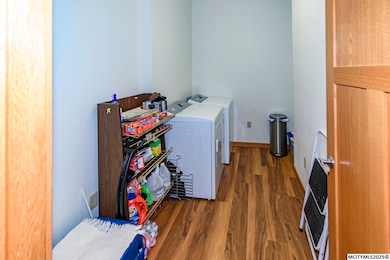 320 1st St NE unit 103, Mason City, IA 50401 - photo 3