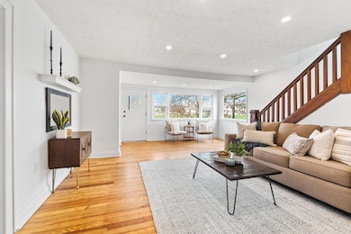206 W Columbus st (Interior)-8
