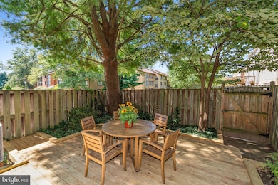 3113 Valentino Ct, Oakton, VA 22124 - photo 3