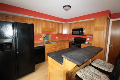 93 bIRCHES RD wALDO (68)