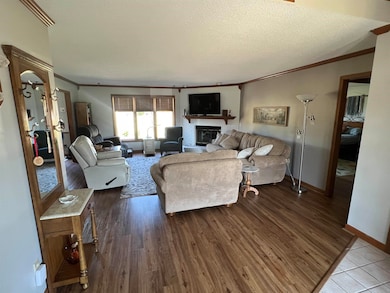 13920 Metea Ct, Leo, IN 46765 - photo 3