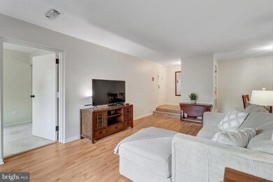 11200 Chestnut Grove Square unit 304, Reston, VA 20190 - photo 5