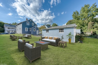 9 Hickory St, Meriden, CT 06451 - photo 4