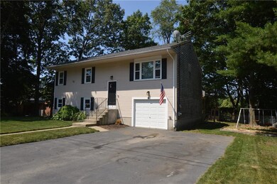 15 Wisteria Ln, Cranston, RI 02920 - photo 3