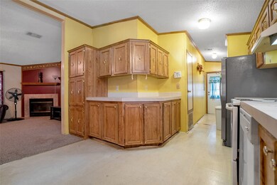 23906 Brushy Woods St, Hockley, TX 77447 - photo 4