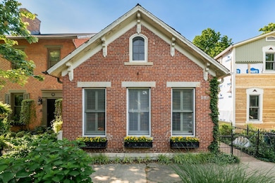 584 Franklin Ave
